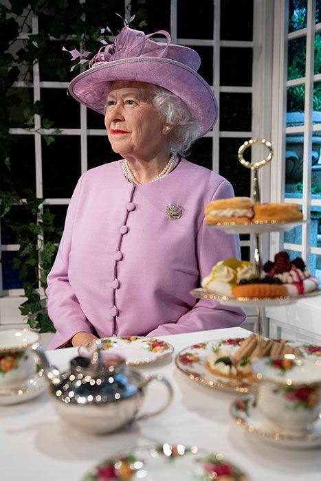 Thực đơn ăn ki&ecirc;ng v&agrave; b&iacute; quyết giữ sức khỏe ho&agrave;ng gia nhưng gi&aacute; lại b&igrave;nh d&acirc;n gi&uacute;p Nữ ho&agrave;ng Elizabeth II ở tuổi 94 vẫn trẻ trung, khỏe mạnh - Ảnh 4.