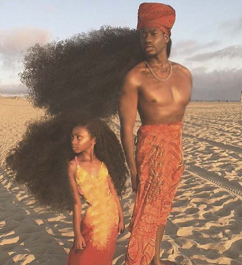Bố và con gái cùng sở hữu kiểu tóc xù bông &quot;bá đạo&quot; nhất thế giới khiến ai nhìn cũng phải trầm trồ - Ảnh 4.