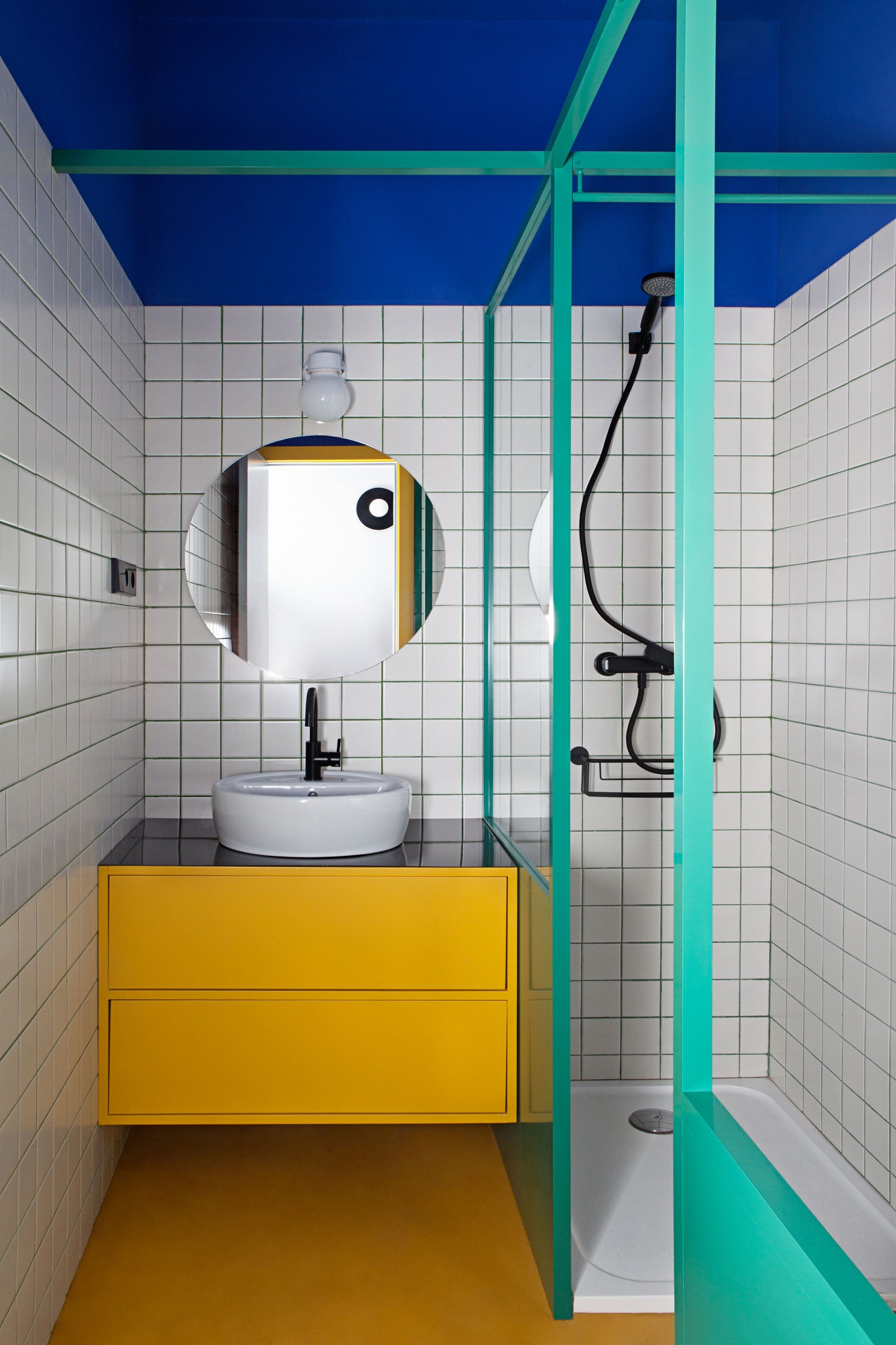 Những bí mật trang trí tường phòng tắm tạo nên không gian vui nhộn, đặc sắc - Ảnh 10.