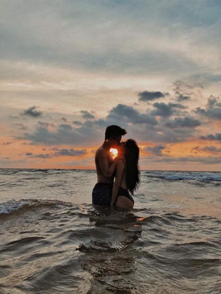 Soi đường t&igrave;nh của hội chị em thị phi nhất showbiz Việt mấy ng&agrave;y nay: Chi Pu - Quỳnh Anh Shyn nhiều lần tai tiếng, "chị em tương t&agrave;n" v&igrave; một người - Ảnh 7.