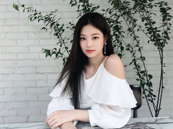 Jennie (BLACKPINK) lần đầu lên tiếng về scandal lười biếng trong quá khứ, tiết lộ khoảng thời gian làm thực tập sinh đầy đáng sợ - Ảnh 1.