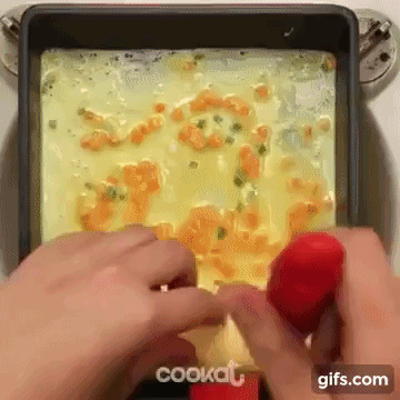 Trứng cuộn xúc xích phô mai nhanh gọn cho những ai hay bận rộn - Ảnh 4.