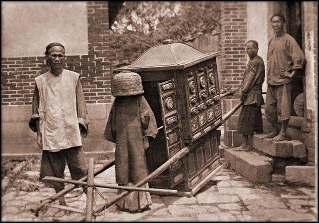 Rốt cuộc người dân Trung Quốc đã sống thế nào trong những năm 1860 - 1946, tất cả thể hiện rõ qua những bức ảnh cũ quý giá này!  - Ảnh 2.