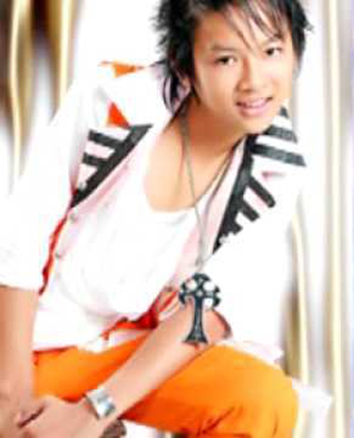 Hoài Lâm kể về thời phải giả gái mua vui cùng "thảm họa" HKT - Ảnh 3. Hoài Lâm kể về thời phải giả gái mua vui cùng "thảm họa" HKT - Ảnh 3.