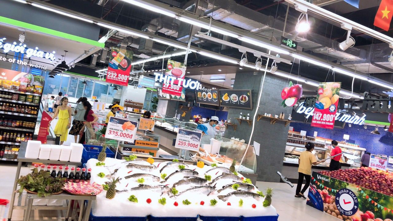 VinMart tổ chức tuần lễ Cá hồi Úc và NaUy với ưu đãi giảm giá từ 20% - 30% - Ảnh 2. VinMart tổ chức tuần lễ Cá hồi Úc và NaUy với ưu đãi giảm giá từ 20% - 30% - Ảnh 2.