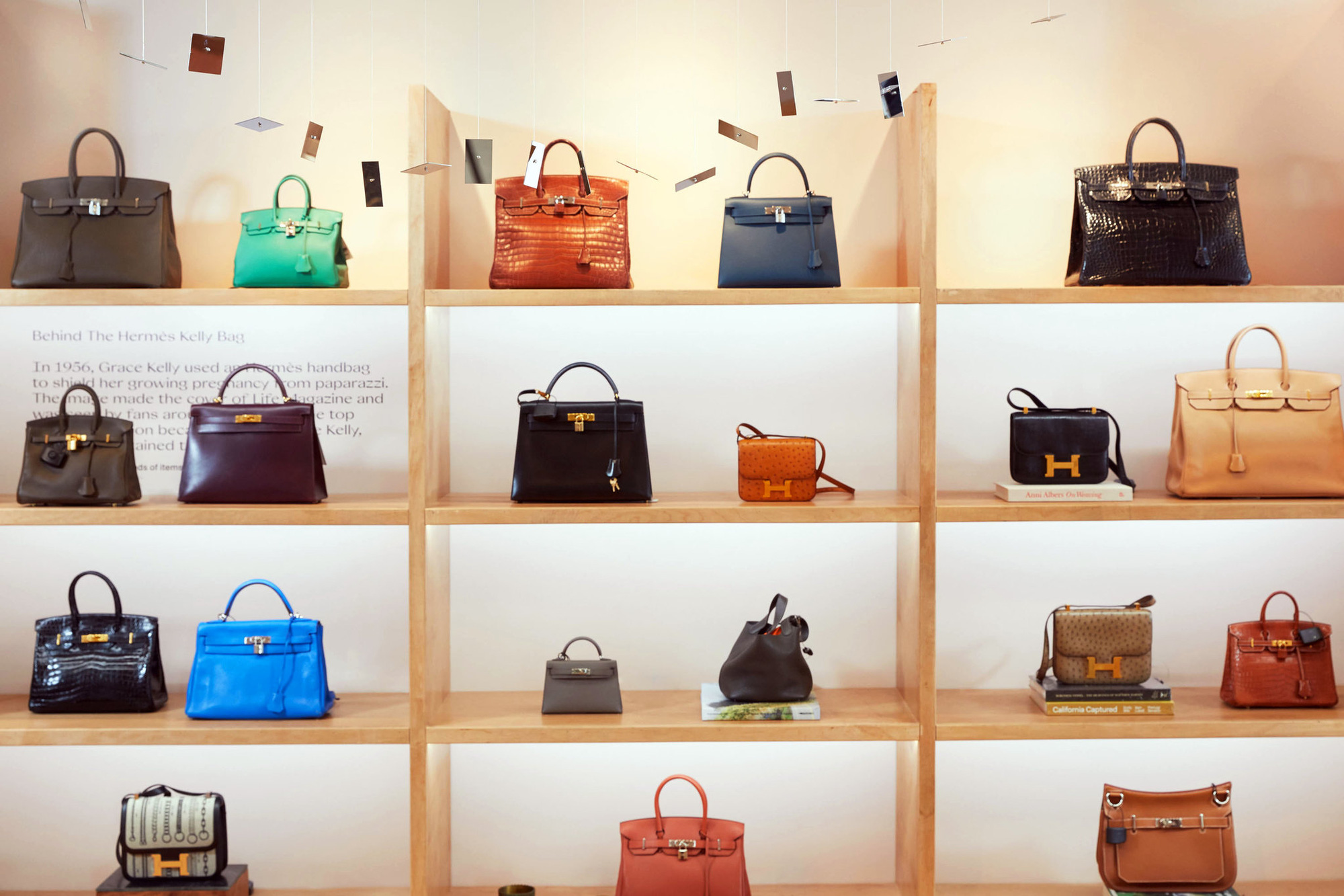 Cựu nhân viên Hermès ra toà vì “chế” loạt túi Birkin giả, nhiều đồng phạm trong đó có người thường trú ở Việt Nam - Ảnh 4.