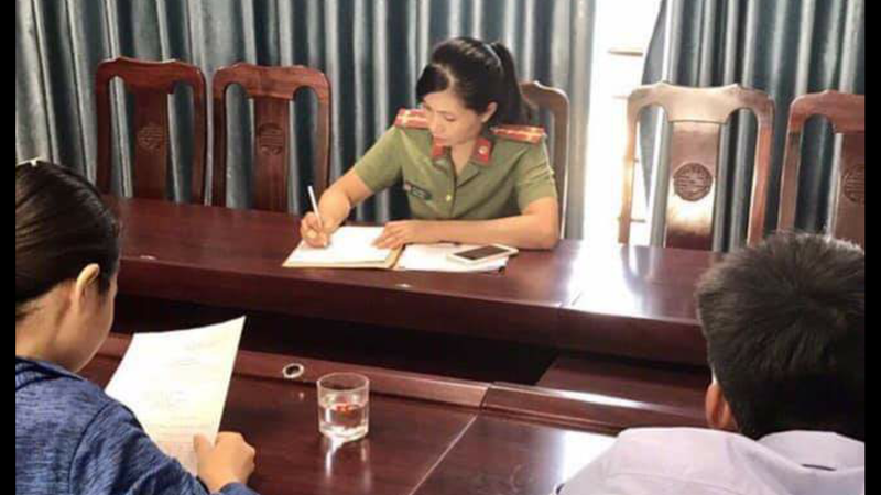 Tung tin kết hôn muộn bị phạt tiền, hai người bị công an triệu tập - Ảnh 1. Tung tin kết hôn muộn bị phạt tiền, hai người bị công an triệu tập - Ảnh 1.