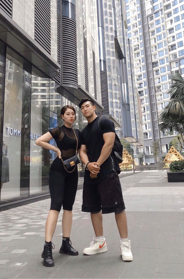 Tấm ảnh không đặc biệt kéo cặp đôi đơn thân có vóc dáng "cực phẩm" đến với nhau, lỡ hẹn đến 2 lần nhưng đã gặp là không dứt ra nổi - Ảnh 4. Tấm ảnh không đặc biệt kéo cặp đôi đơn thân có vóc dáng "cực phẩm" đến với nhau, lỡ hẹn đến 2 lần nhưng đã gặp là không dứt ra nổi - Ảnh 4.