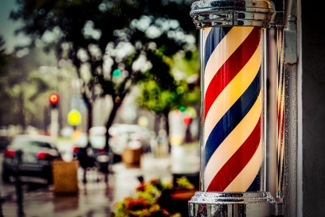 Barber - Thợ hớt tóc, người &quot;tút tát&quot; nhăn sắc cho các quý ông và những điều thú vị của công việc có lịch sử hình thành sớm nhất thế giới - Ảnh 4.