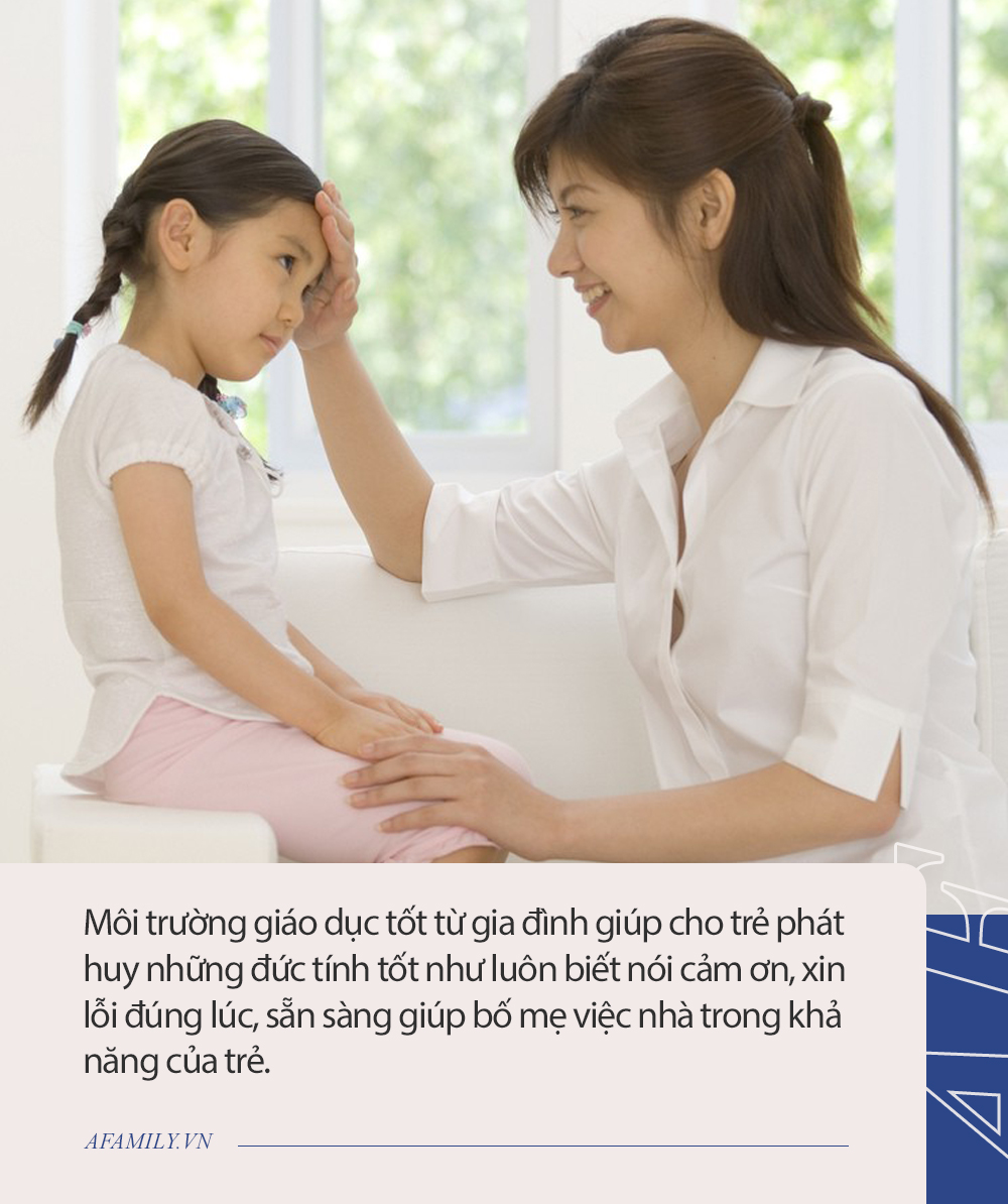 Bé gái 3 tuổi đứng chặn cửa không cho đóng lại, tưởng nghịch ngợm nhưng ai nấy phải thán phục trước hành động khó hiểu này - Ảnh 4. Bé gái 3 tuổi làm một hành động giúp bà lão qua đường khiến ai nấy cảm động - Ảnh 4.