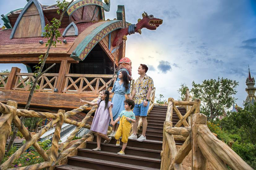 “Kỳ nghỉ Tết dài nhất lịch sử” đã là quá khứ, kỳ nghỉ hè đặc biệt nhất của con sẽ bắt đầu tại VinWonders Phú Quốc - Ảnh 1.