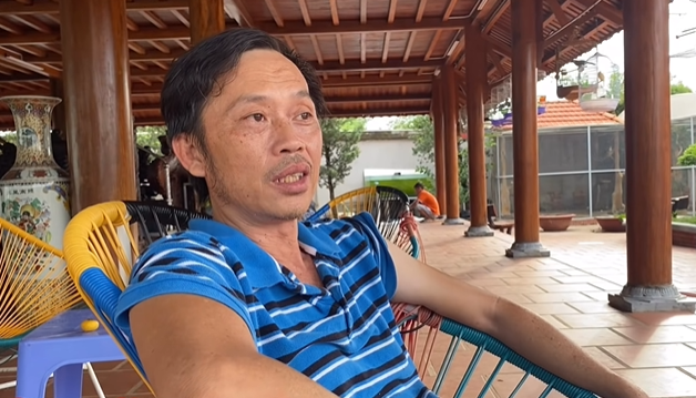 Hoài Linh "làm nông" quần quật trong thời gian vắng bóng showbiz - Ảnh 5. Hoài Linh "làm nông" quần quật trong thời gian vắng bóng showbiz - Ảnh 5.