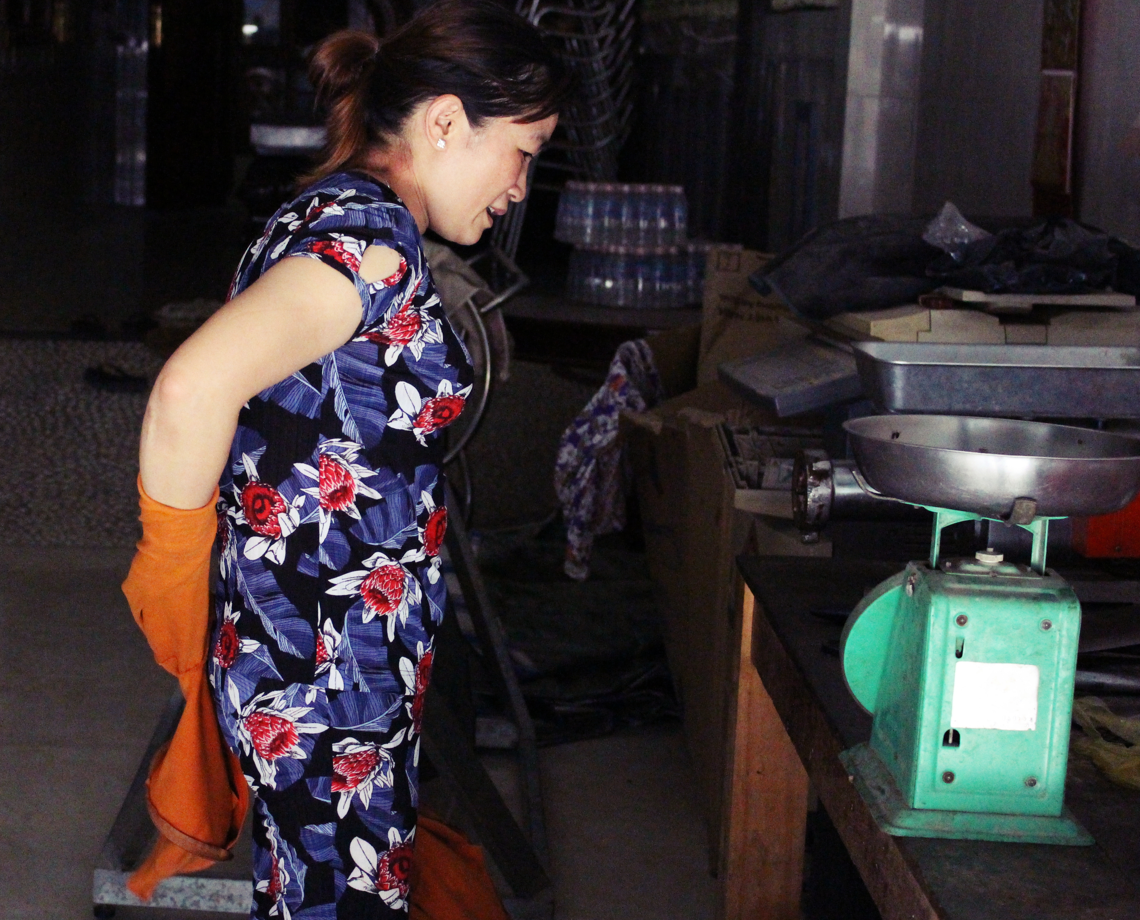 Mê đá gà nam sinh nợ nửa tỷ phải 