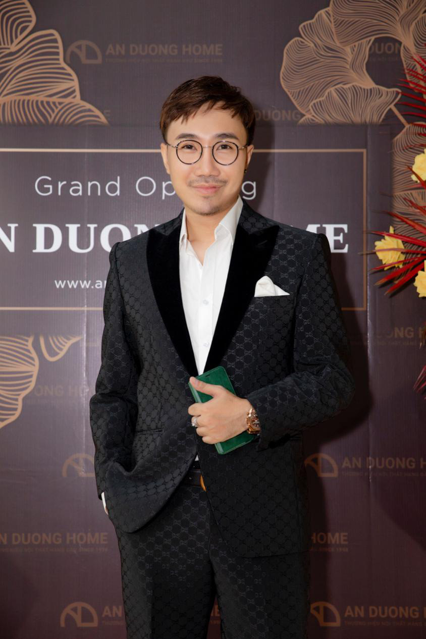 Trương Quỳnh Anh, Kim Tuyến, Nhật Kim Anh đọ sắc hồng khi cùng tham gia một sự kiện - Ảnh 5. Trương Quỳnh Anh, Kim Tuyến, Nhật Kim Anh đọ sắc hồng khi cùng tham gia một sự kiện - Ảnh 5.