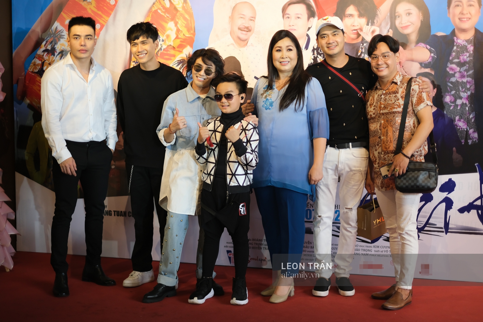 D&agrave;n diễn vi&ecirc;n h&agrave;i quy tụ mừng Hồng V&acirc;n ra mắt phim mới - Ảnh 4.