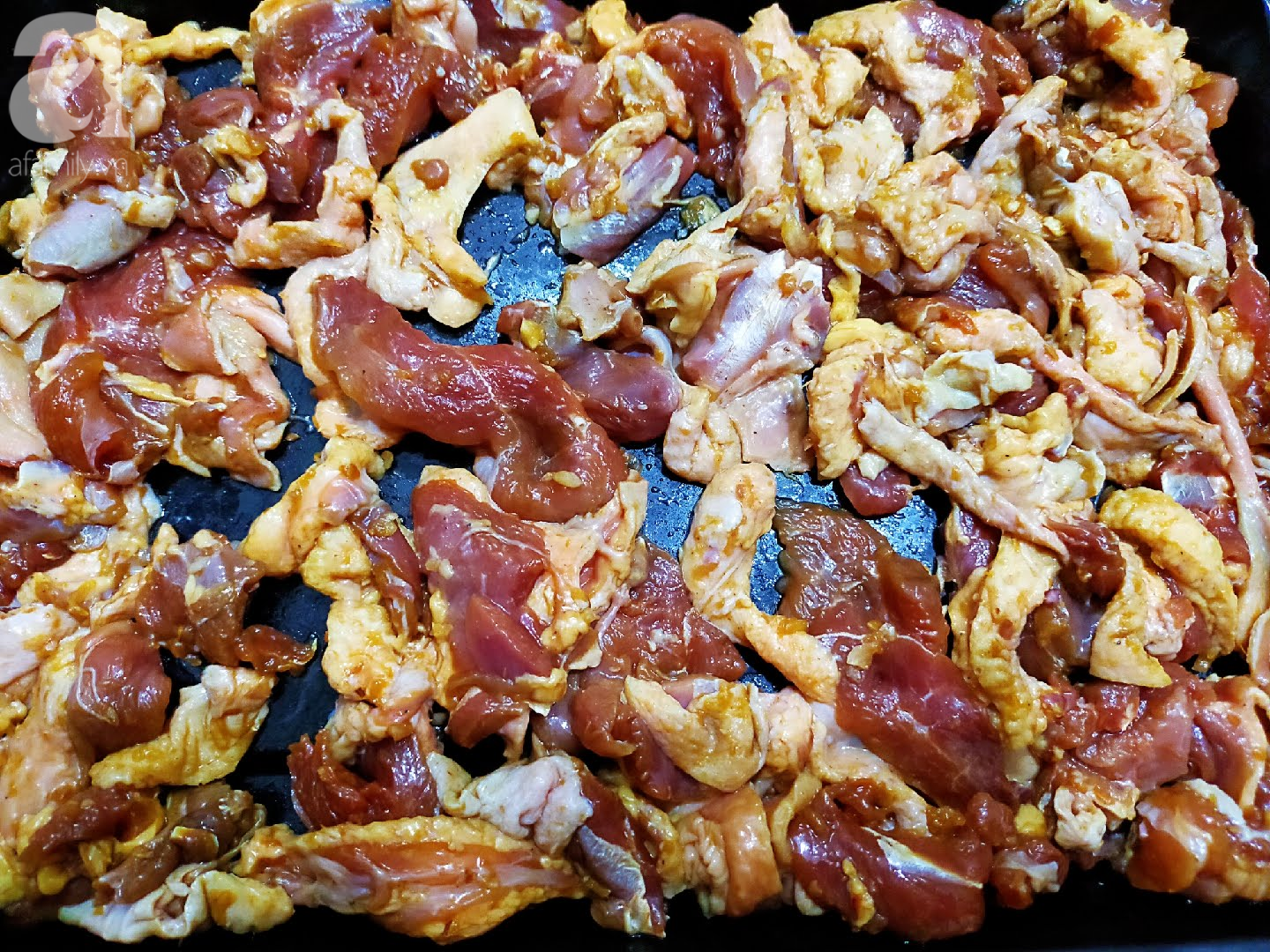 Cuối tuần m&agrave; l&agrave;m m&oacute;n vịt nướng sả n&agrave;y th&igrave; chồng con chỉ c&oacute; m&agrave; nức nở khen ngon, gắp kh&ocirc;ng ngừng đũa! - Ảnh 3.