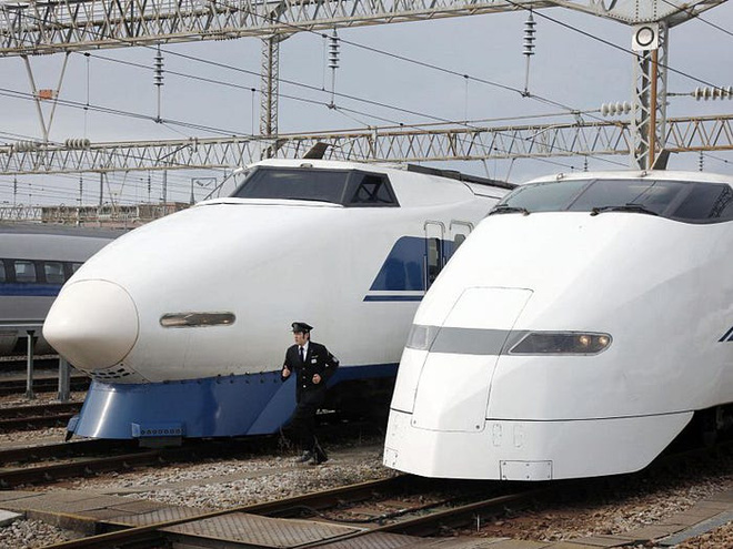 Cùng nhìn lại lịch sử hoạt động của tàu siêu tốc Shinkansen, niềm tự hào Nhật Bản với phiên bản mới nhất có thể chạy ngon ơ ngay cả khi động đất - Ảnh 22.