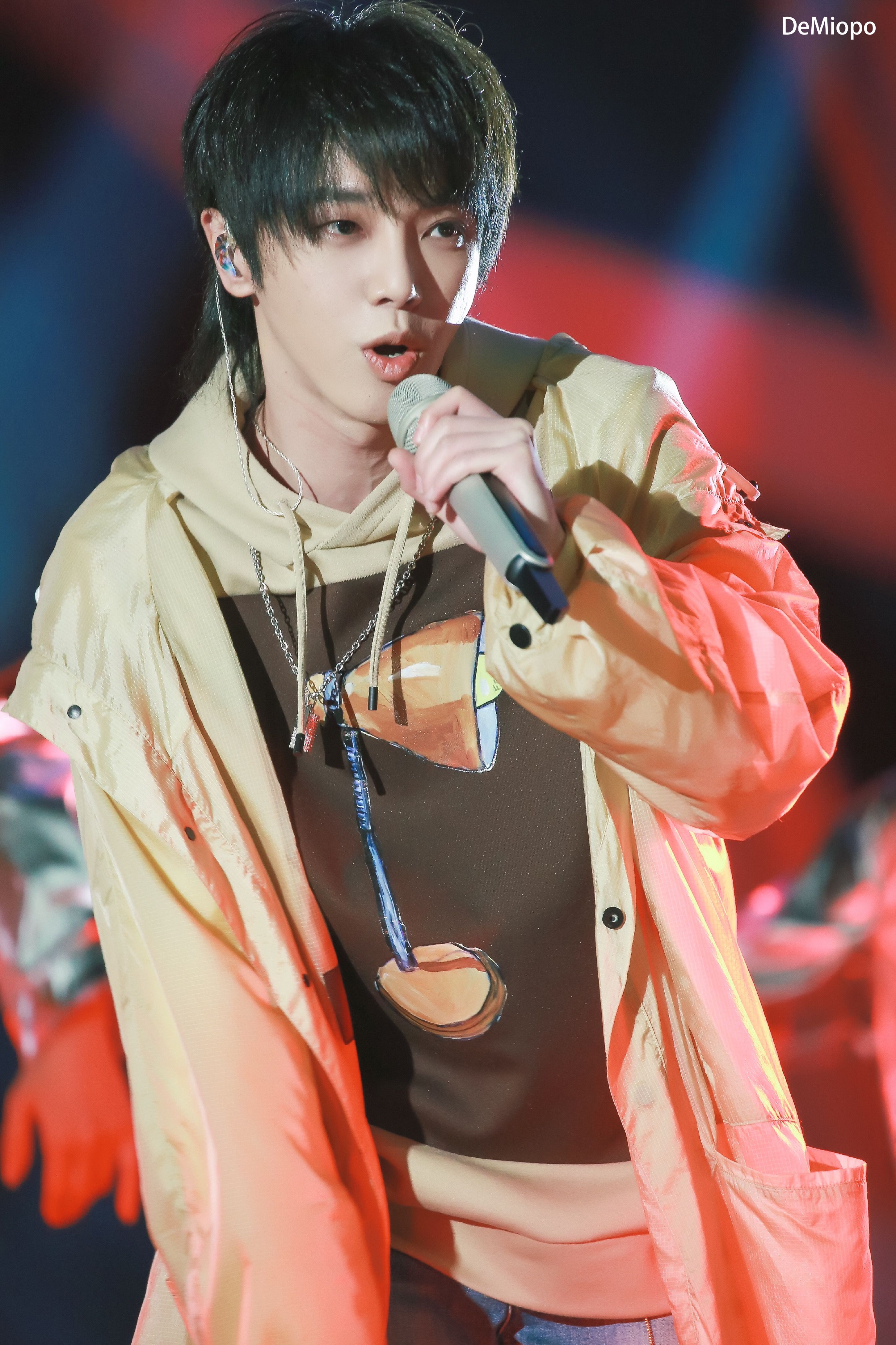 BXH gi&aacute; trị thương mại sao Hoa ngữ th&aacute;ng 6/2020: Vương Nhất B&aacute;c - Địch Lệ Nhiệt Ba "đấu nhau t&oacute;e lửa" nhưng vẫn chịu thua một người - Ảnh 10.