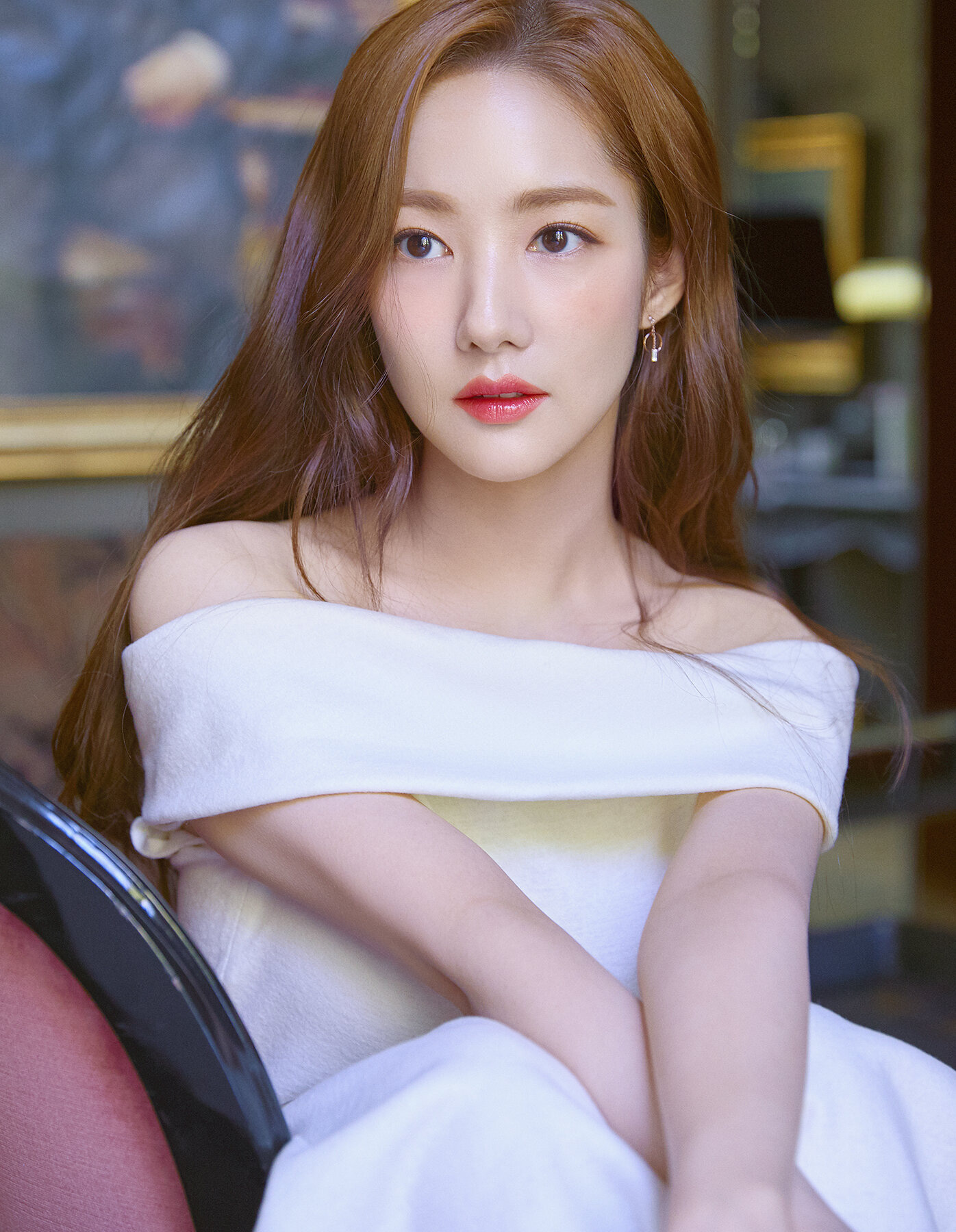 Đẹp sang chảnh nhưng Park Min Young chỉ dùng son dưỡng bình dân chưa đến 100k, chị em mua theo ngay thôi! - Ảnh 1. Đẹp sang chảnh nhưng Park Min Young chỉ dùng son dưỡng bình dân chưa đến 100k, chị em mua theo ngay thôi! - Ảnh 1.
