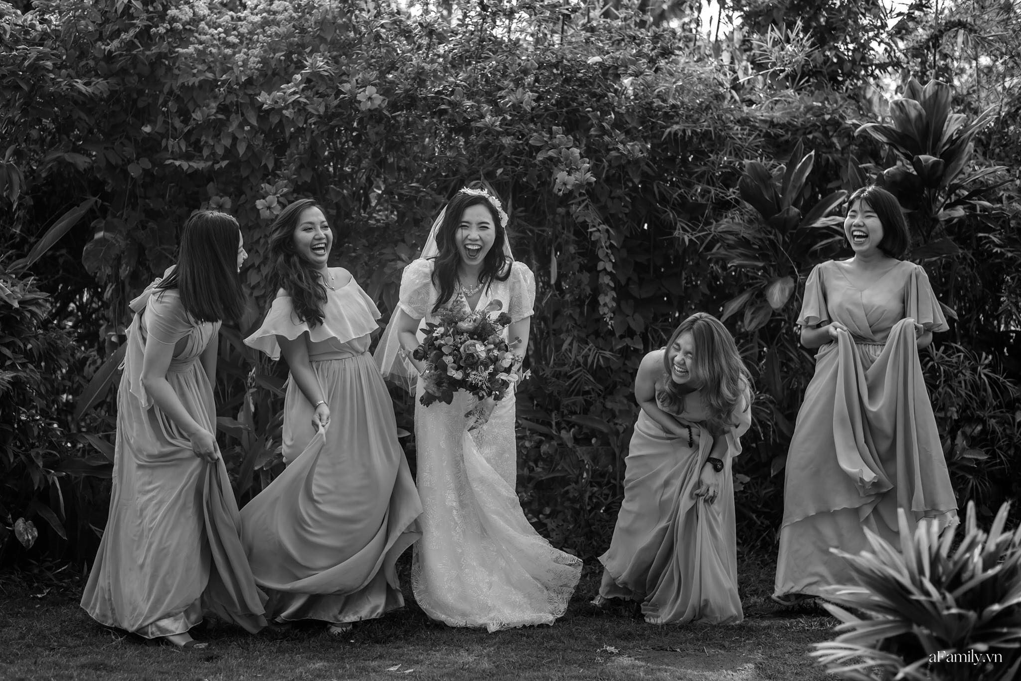 Cô dâu Sài Gòn chia sẻ kinh nghiệm tự lên ý tưởng tổ đám cưới theo phong cách phương Tây, hoàn thành các khâu từ A đến Z dù chịu lỗ 40 triệu - Ảnh 5.