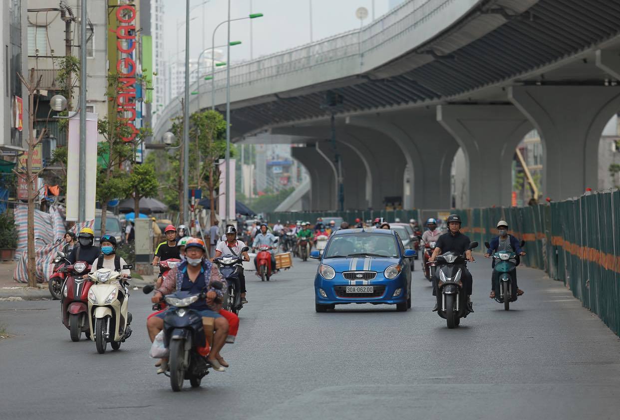 Ảnh: Choáng ngợp khung cảnh đường Trường Chinh từ trên cao, 'con đường đau khổ' ngày nào giờ nhìn thôi cũng sướng! - Ảnh 11. Ảnh: Choáng ngợp khung cảnh đường Trường Chinh từ trên cao, 'con đường đau khổ' ngày nào giờ nhìn thôi cũng sướng! - Ảnh 11.