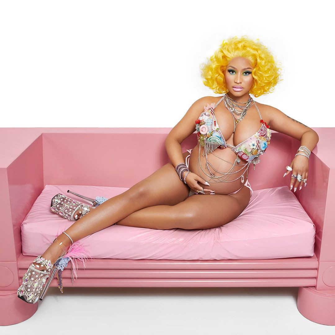 Nicki Minaj gây nổ MXH với bộ ảnh nóng bỏng thông báo mang thai, thu về 8 triệu like sau chưa đầy 1 tiếng - Ảnh 4. Nicki Minaj gây nổ MXH với bộ ảnh nóng bỏng thông báo mang thai, thu về 8 triệu like sau chưa đầy 1 tiếng - Ảnh 4.