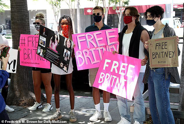 Căng nhất Hollywood hôm nay: Nghi Britney Spears bị tính kế, phải vắng mặt trong phiên tòa giải cứu chính mình vì âm mưu  - Ảnh 3.