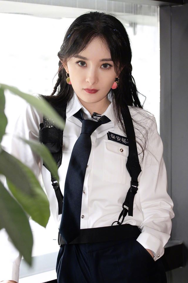 Netizen dậy sóng với cảnh Dương Mịch - Đặng Luân được bồng bế kiểu công chúa trên truyền hình - Ảnh 5.
