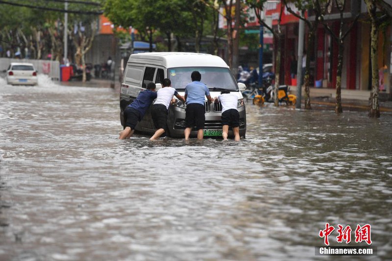 Miền Nam Trung Quốc sẽ hứng chịu đợt mưa lớn mới từ ngày 4/7 - Ảnh 1.