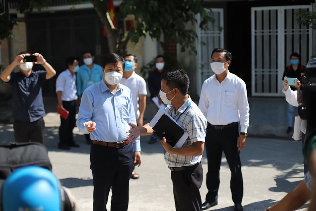 Bộ Y tế thành lập 'Bộ Chỉ huy tiền phương' chống dịch COVID-19 tại Đà Nẵng - Ảnh 2.