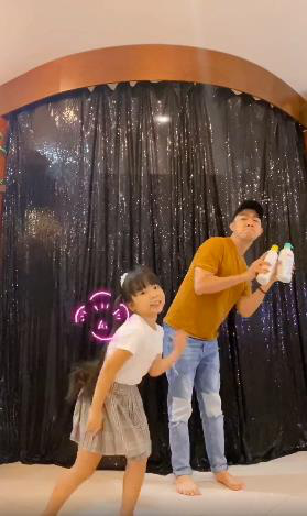 Hội bỉm sữa “dậy sóng” vì độ đáng yêu siêu cấp của MV “Làn da mách lẻo” - Ảnh 5.