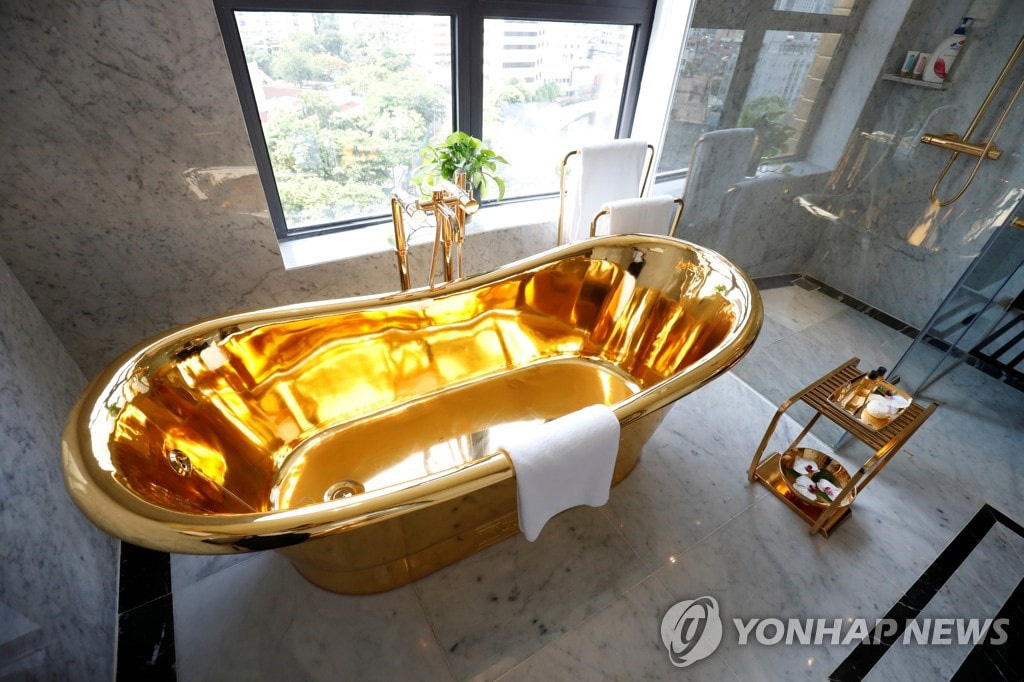 Khách sạn dát vàng ở Hà Nội được báo Hàn rầm rộ đưa tin, con số đầu tư gây sốc lên đến hơn 2,3 nghìn tỷ đồng - Ảnh 6.