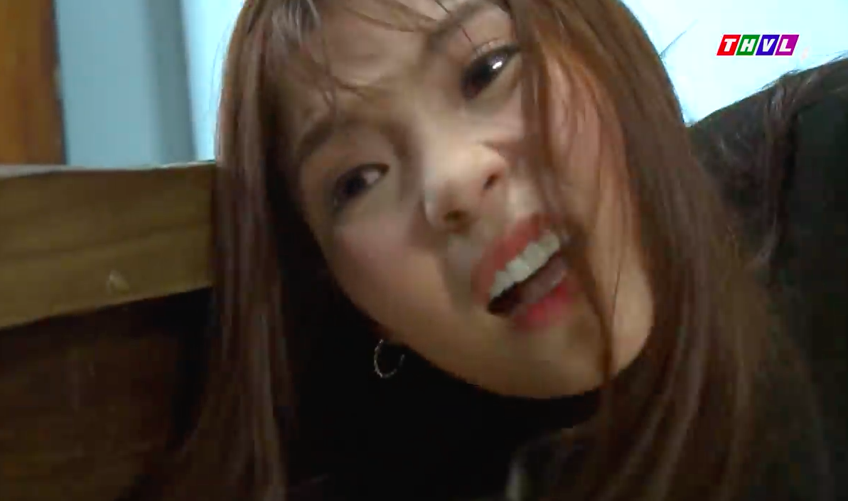 "Mẹ ghẻ": Hết sảy thai, Phương (Th&uacute;y Diễm) lại bị Qu&acirc;n (Lương Thế Th&agrave;nh) giết chết  - Ảnh 7.