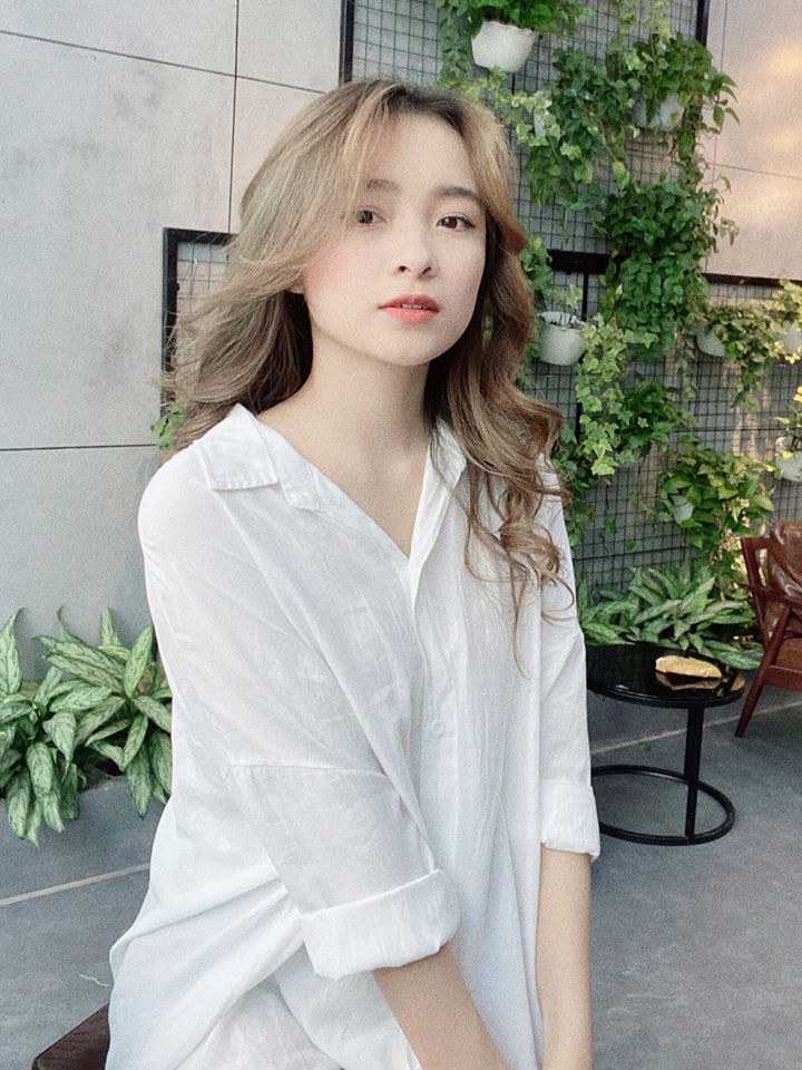 Hot girl thị phi tự nhận đẹp hơn Lisa bị tố "thả thính" quản lý có người yêu, nhưng loạt tình tiết sau đó khiến dân mạng xoay vòng vòng: Chuẩn bài! - Ảnh 10. Hot girl thị phi tự nhận đẹp hơn Lisa bị tố "thả thính" quản lý có người yêu, nhưng loạt tình tiết sau đó khiến dân mạng xoay vòng vòng: Chuẩn bài! - Ảnh 10.