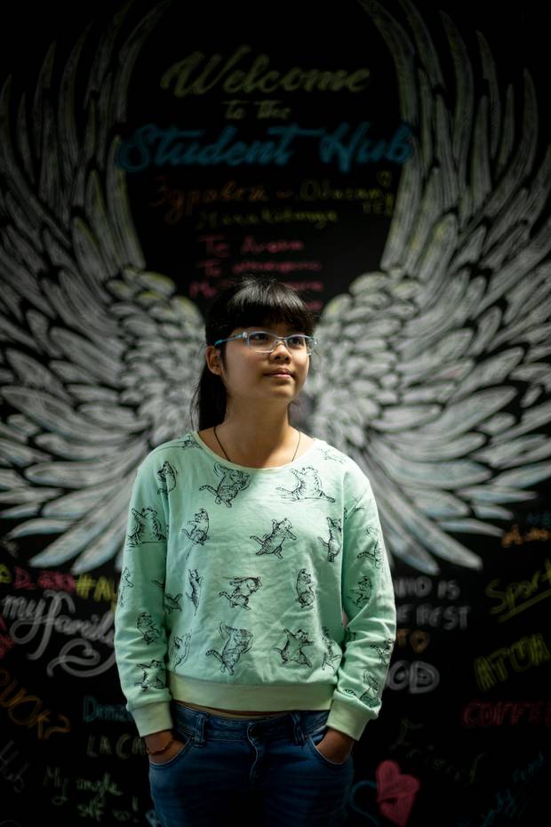13 tuổi trở thành tân sinh viên học 2 ngành 1 lúc, bé gái gốc Việt này là ai mà khiến truyền thông New zealand phải ngả mũ bái phục gọi là 