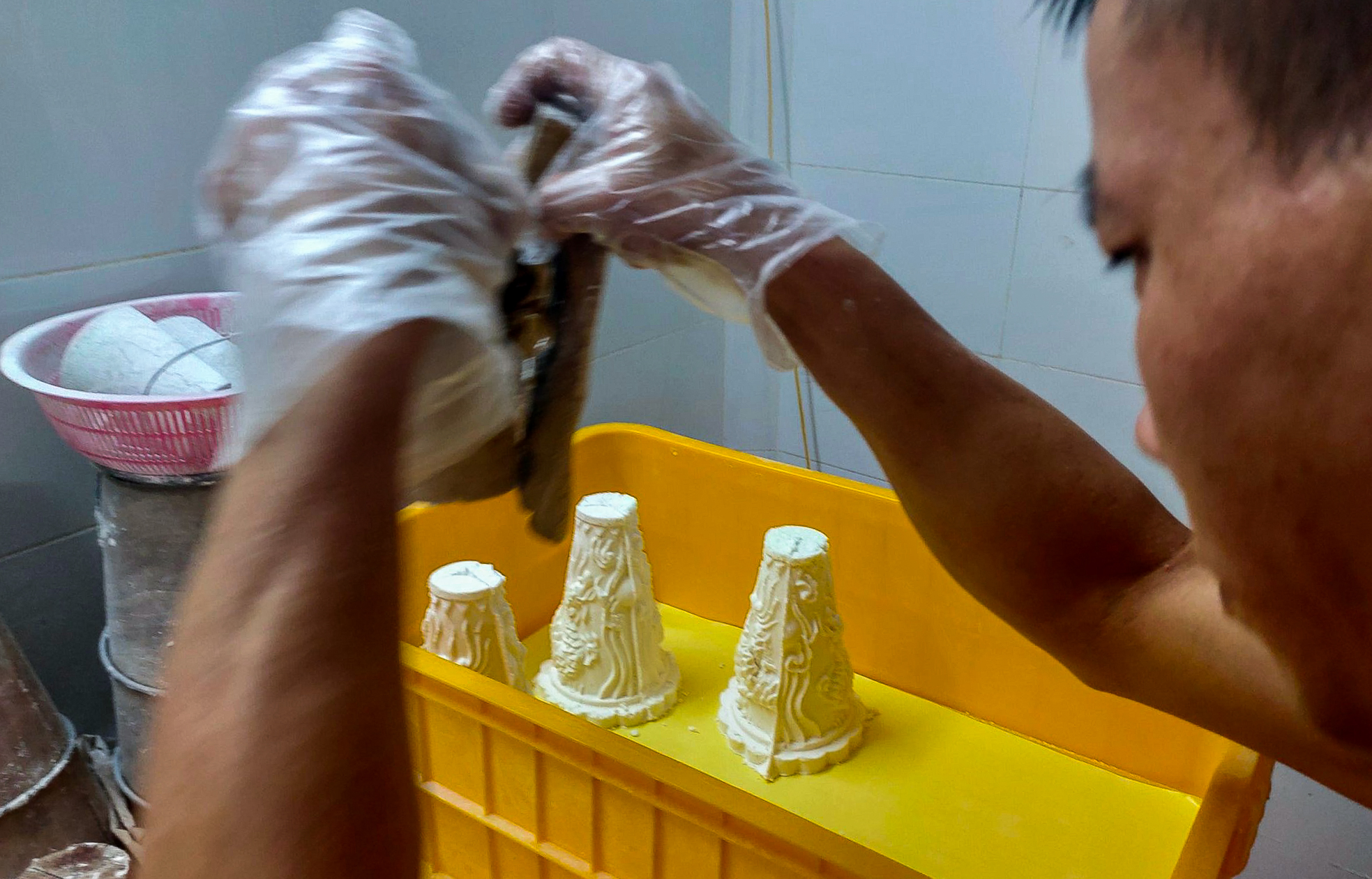 Cận cảnh các công đoạn làm ra thương hiệu oản nổi tiếng tại Hà Nội - Ảnh 5. Cận cảnh các công đoạn làm ra thương hiệu oản nổi tiếng tại Hà Nội - Ảnh 5.