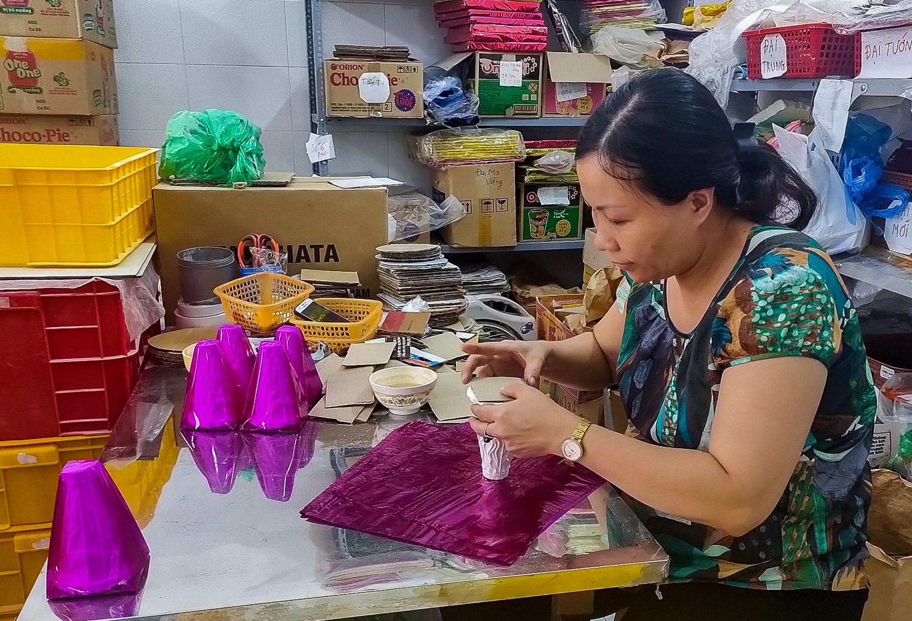 Cận cảnh các công đoạn làm ra thương hiệu oản nổi tiếng tại Hà Nội - Ảnh 6. Cận cảnh các công đoạn làm ra thương hiệu oản nổi tiếng tại Hà Nội - Ảnh 6.