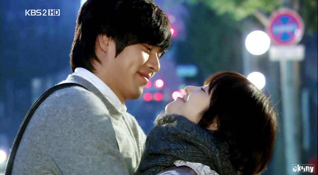 Loạt khoảng khắc ngọt mê mẩn của Song Hye Kyo - Hyun Bin ở phim cũ gần 10 năm trước - Ảnh 10.
