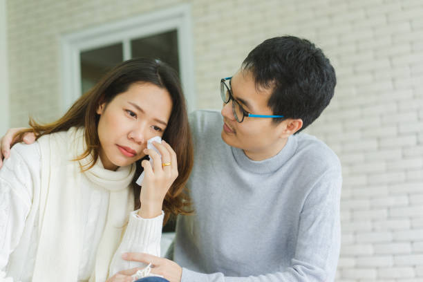 Lần đầu tiên vợ say rượu, không ngờ cô ấy vừa khóc vừa tiết lộ một bí mật động trời khiến tôi rụng rời chân tay - Ảnh 1. Lần đầu tiên vợ say rượu, không ngờ cô ấy vừa khóc vừa tiết lộ một bí mật động trời khiến tôi rụng rời chân tay - Ảnh 1.
