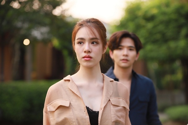 Đến nhà đưa tài liệu cho người yêu, chính tai tôi được nghe kể một chuyện động trời, sốc nhất vẫn là xuất thân đứa trẻ 7 tuổi ngày ngày gọi anh là bố - Ảnh 1. Đến nhà đưa tài liệu cho người yêu, chính tai tôi được nghe kể một chuyện động trời, sốc nhất vẫn là xuất thân đứa trẻ 7 tuổi ngày ngày gọi anh là bố - Ảnh 1.