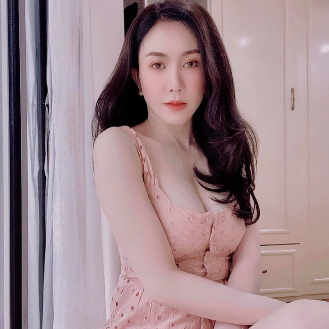“Hot girl” 3 đời chồng tiếp tục tung bằng chứng “cực khét” tố ngược Âu Hà My, đọc xong ai cũng toát mồ hôi vì quá sốc, phía nữ giảng viên đáp trả rõ ràng và quyết liệt “Hot girl” 3 đời chồng tiếp tục tung bằng chứng “cực khét” tố ngược Âu Hà My, đọc xong ai cũng toát mồ hôi vì quá sốc, phía nữ giảng viên đáp trả rõ ràng và quyết liệt