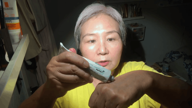 60 tuổi da vẫn căng mịn không một nếp nhăn: Cụ bà bật mí tuýp retinol tin tưởng suốt 6 năm qua, kèm luôn công thức 1:1 mà chị em nào cũng cần học theo - Ảnh 5. 60 tuổi da vẫn căng mịn không một nếp nhăn: Cụ bà bật mí tuýp retinol tin tưởng suốt 6 năm qua, kèm luôn công thức 1:1 mà chị em nào cũng cần học theo - Ảnh 5.
