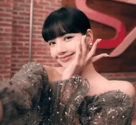 Lisa có cả loạt cách biến tấu khi để tóc bob, khi thì sang chảnh lúc lại cute như cô bé nhà bên - Ảnh 6. Lisa có cả loạt cách biến tấu khi để tóc bob, khi thì sang chảnh lúc lại cute như cô bé nhà bên - Ảnh 6.