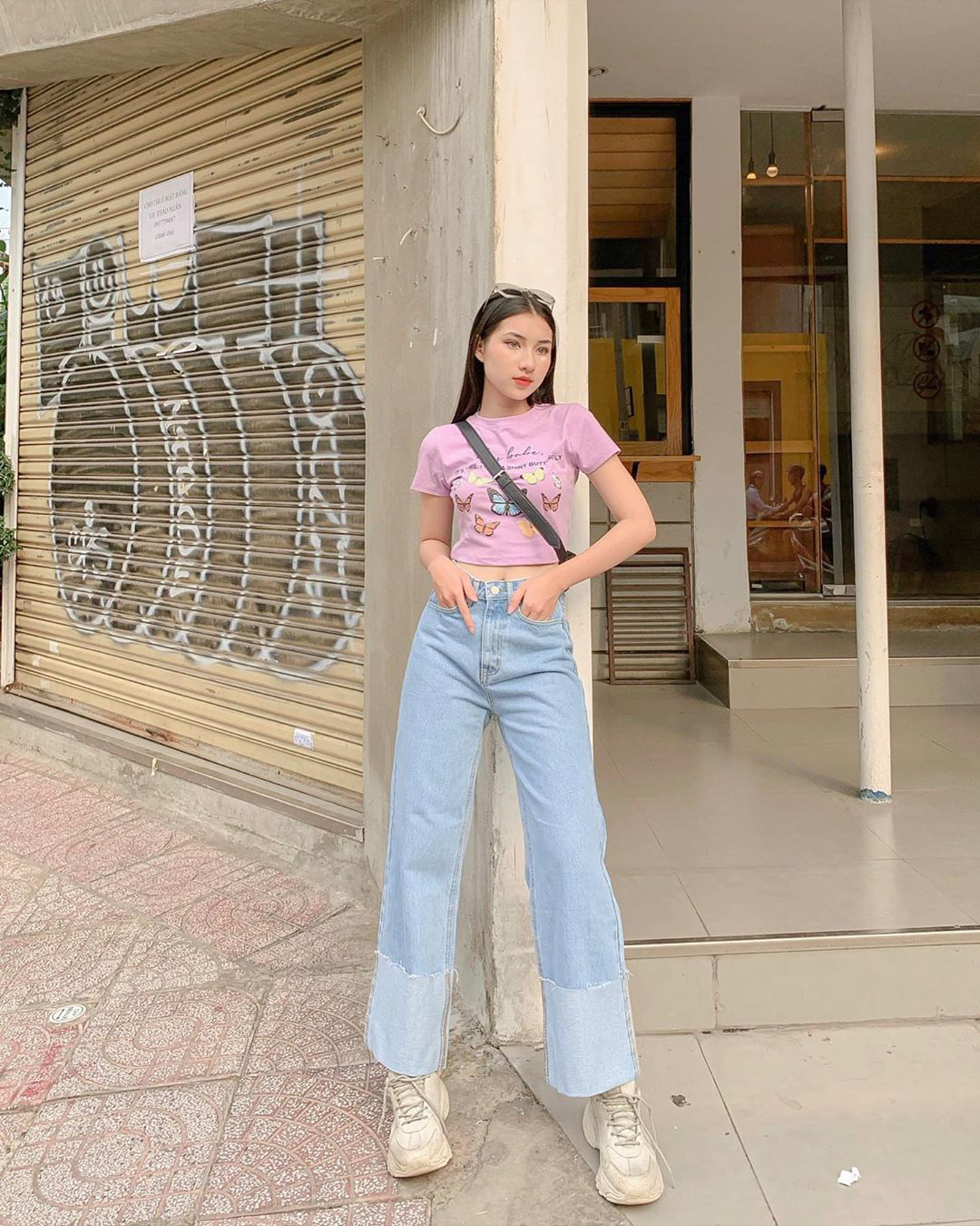 10 set đồ hồng xinh y&ecirc;u kh&ocirc;ng thắm, diện đi chơi cuối tuần thể n&agrave;o cũng được khen trẻ trung - Ảnh 7.