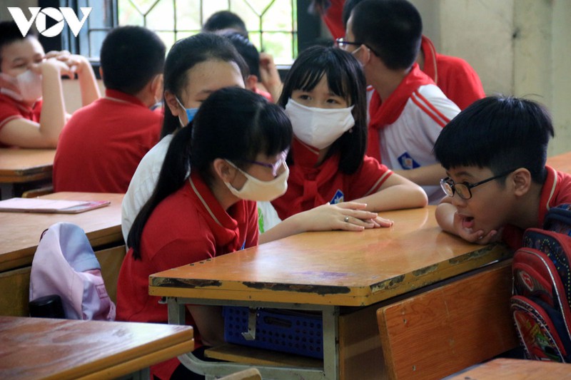 Hà Nội siết chặt tuyển sinh trái tuyến mầm non, lớp 1 và lớp 6 - Ảnh 1. Hà Nội siết chặt tuyển sinh trái tuyến mầm non, lớp 1 và lớp 6 - Ảnh 1.
