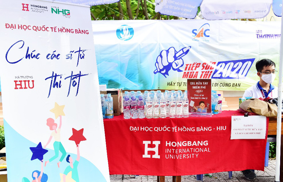 Đồng hành chống dịch, Lifebuoy hỗ trợ hơn 29.000 sản phẩm đến khu cách li, điểm thi, ga tàu - Ảnh 3. Đồng hành chống dịch, Lifebuoy hỗ trợ hơn 29.000 sản phẩm đến khu cách li, điểm thi, ga tàu - Ảnh 3.