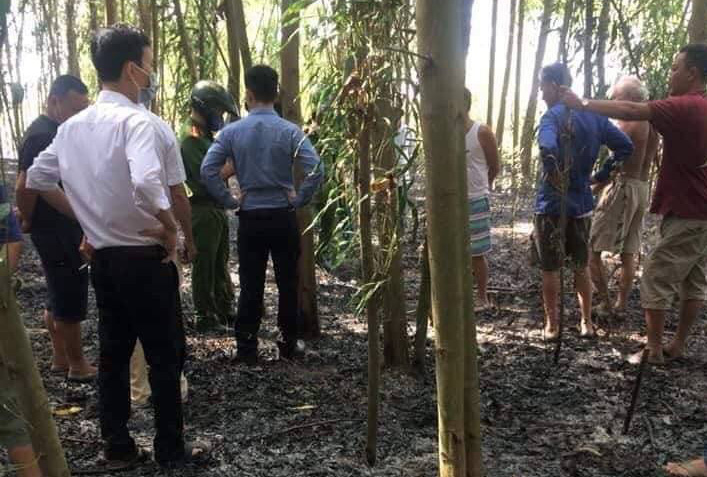 Chữa cháy rừng keo, phát hiện thi thể cụ ông 78 tuổi - Ảnh 1.