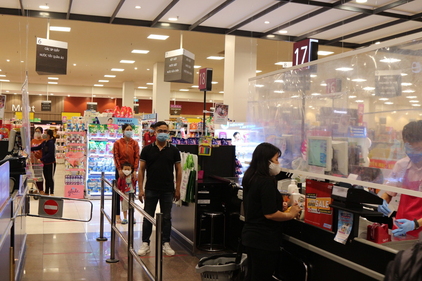 AEON B&igrave;nh T&acirc;n v&agrave; T&acirc;n Ph&uacute; nỗ lực ph&ograve;ng dịch, sẵn s&agrave;ng phục vụ kh&aacute;ch h&agrave;ng - Ảnh 3.