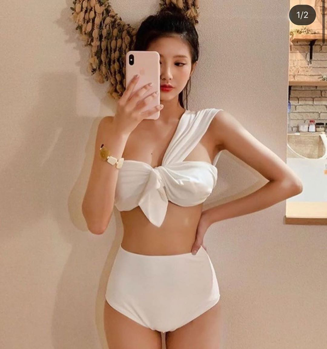 Có nàng tiên cá nào hot hơn Chi Pu? Diện toàn bikini 2 mảnh khoe body như nữ thần khiến hội chị em cũng phải xuyến xao - Ảnh 11.