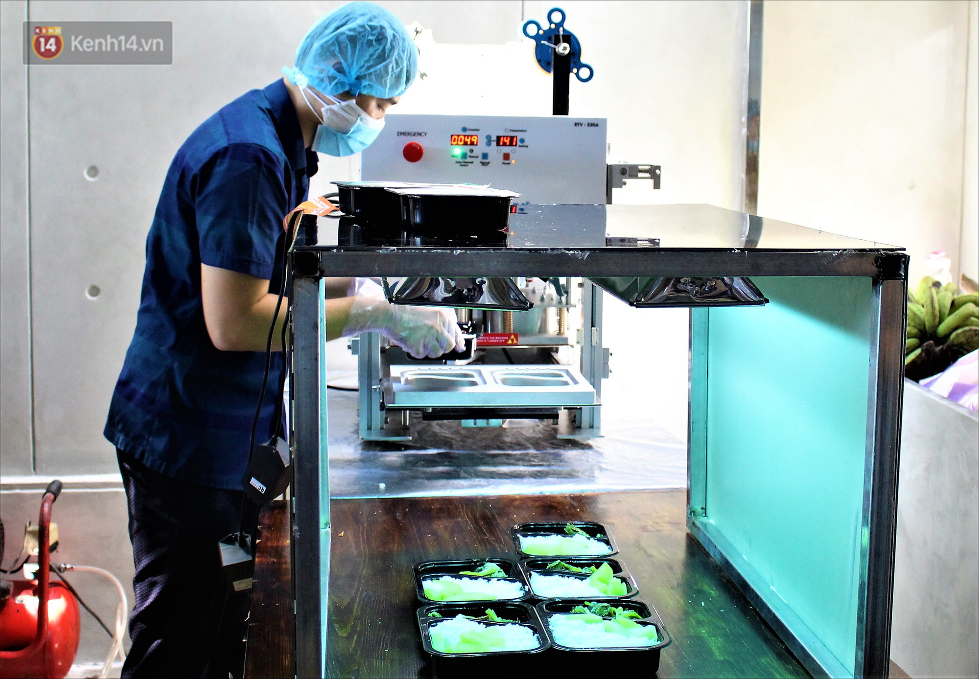 Những vị khách bị mắc kẹt ở Đà Nẵng góp cơm 5 sao cho tuyến đầu chống dịch: Mình nên làm một việc gì đó để giúp đỡ cho thành phố này! - Ảnh 9. Những vị khách bị mắc kẹt ở Đà Nẵng góp cơm 5 sao cho tuyến đầu chống dịch: Mình nên làm một việc gì đó để giúp đỡ cho thành phố này! - Ảnh 9.